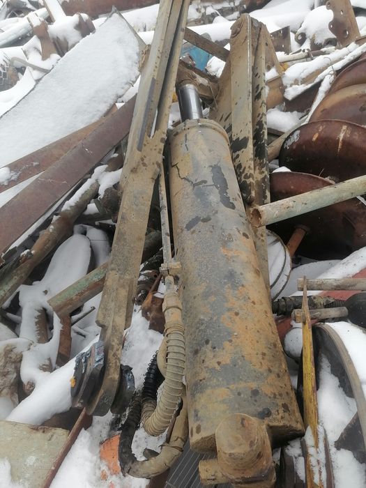 Продам цилиндр подъёма от Камки