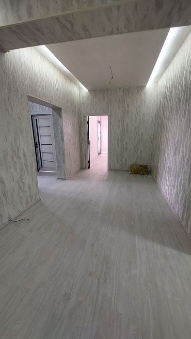 Продаётся квартира с ремонтом. г. Чирчик