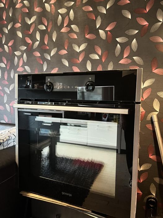 ФУРНА за вграждане GORENJE