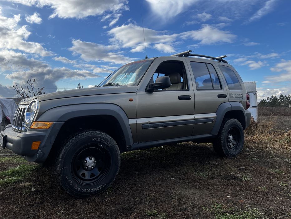 Vand jeep liberty kj 2.4 benzina 2006