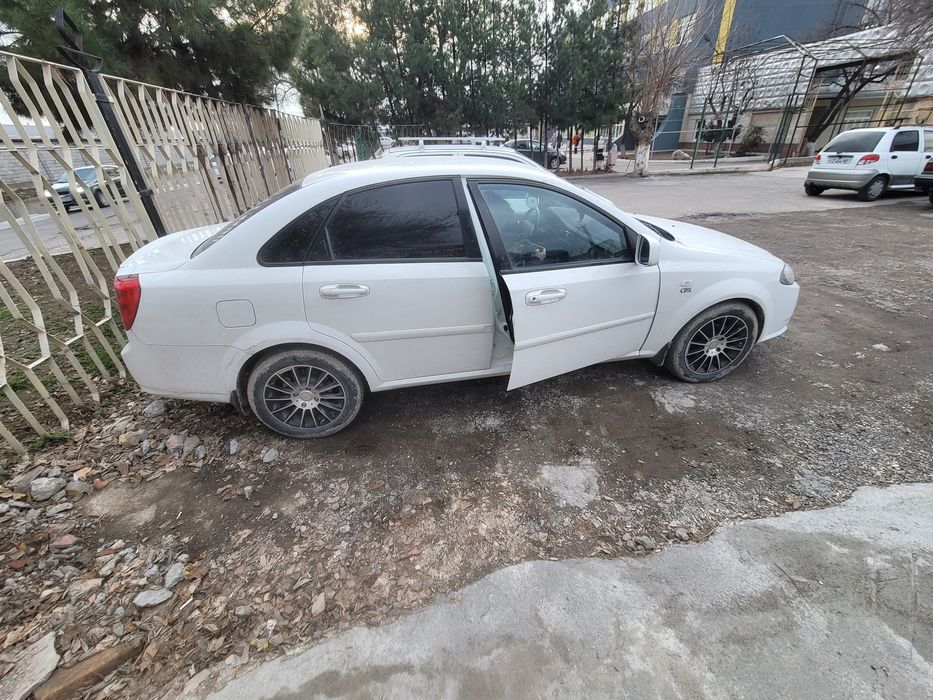 Продаётся авто jentra