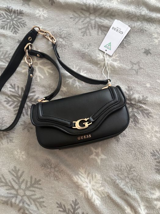 Дамска чанта guess