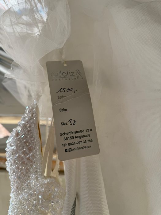Rochie mireasa noua