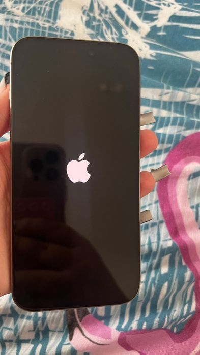 iPhone 15 pro (NOU pentru piese)