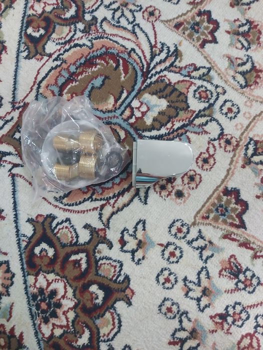 Продам смеситель Срочно