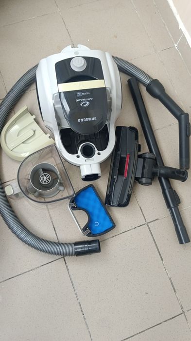 Пылесос Samsung 1600w