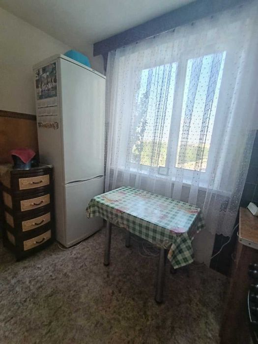 продам 1 ком. квартиру в 8 микрорайоне