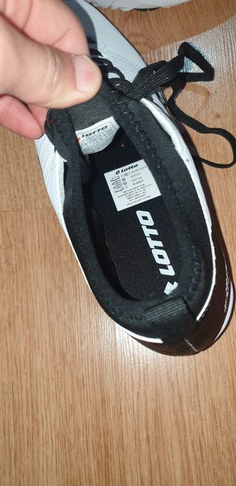 Кросовки футбольные сороконожка