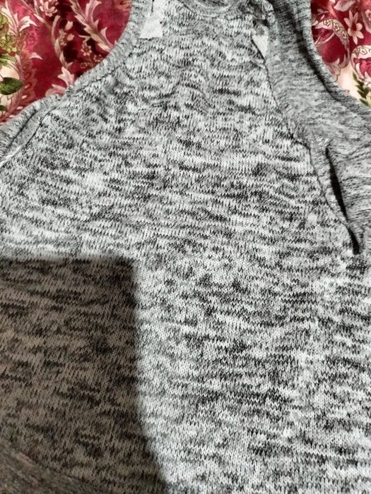 Отдам вещи за вкусняшку