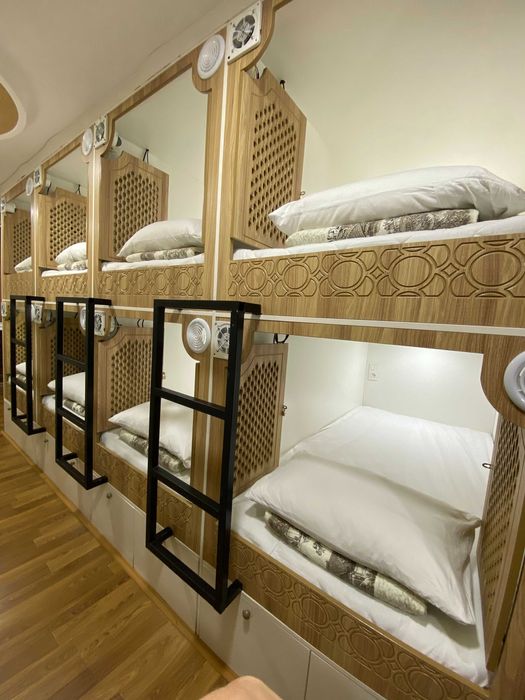 Талабаларга ётоқхона, Миллий, Политех, Молия сиртқи яқинида. Общежитие