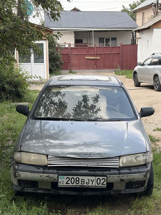 Продам Мазду 323