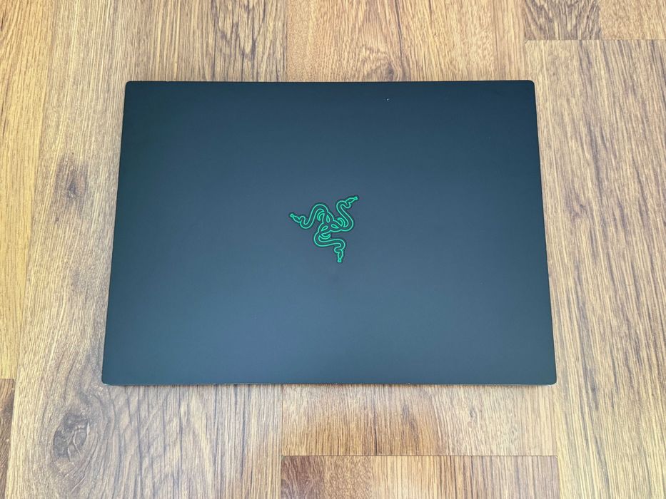 14' 2.5K 240Hz Ryzen 9 8945HS Razer Blade 32GB DDR5/512GB NVMe/Nvidia RTX 4070 8GB/Бат. 6ч.
