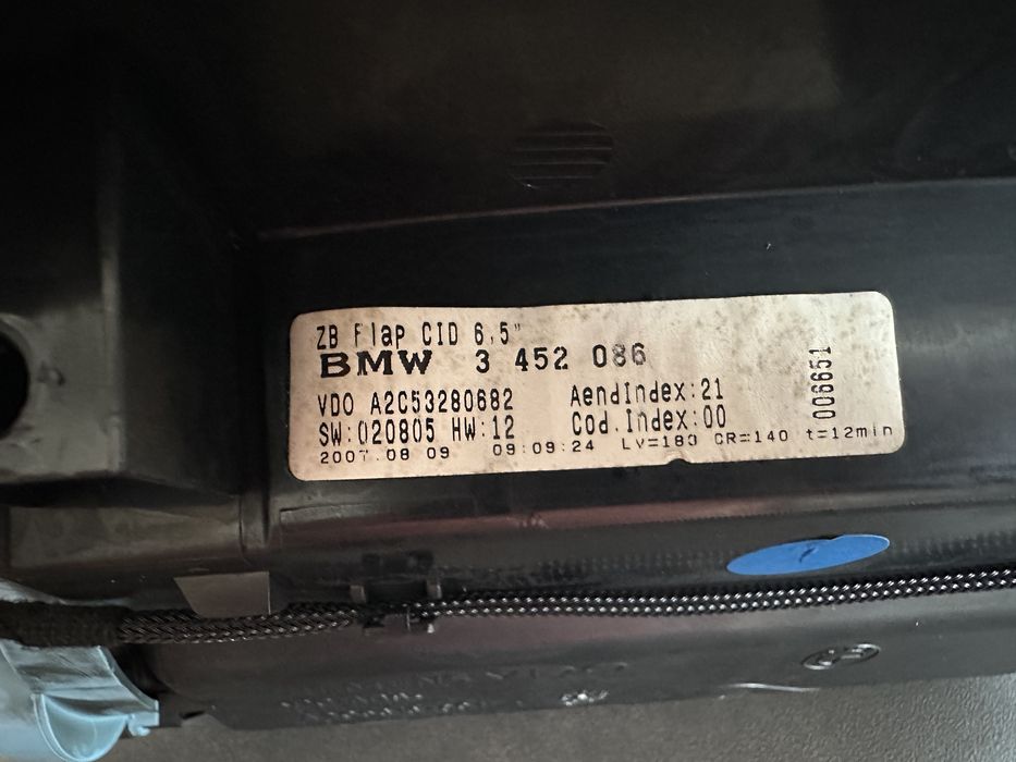 Дисплей BMW X3 E83 6.5” iDrive (CID) – Оригинален