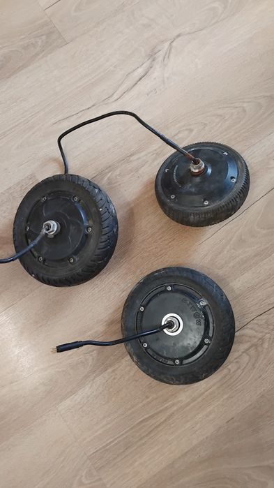 Продавам 3 бр.  работещи двигатели за електрически тротинетки