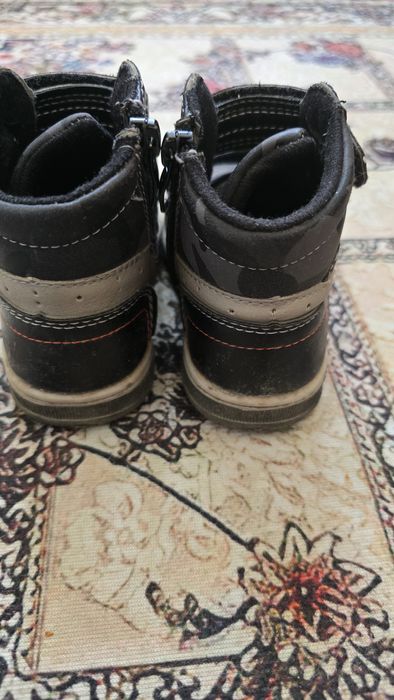 Ботинки весна 24 р.