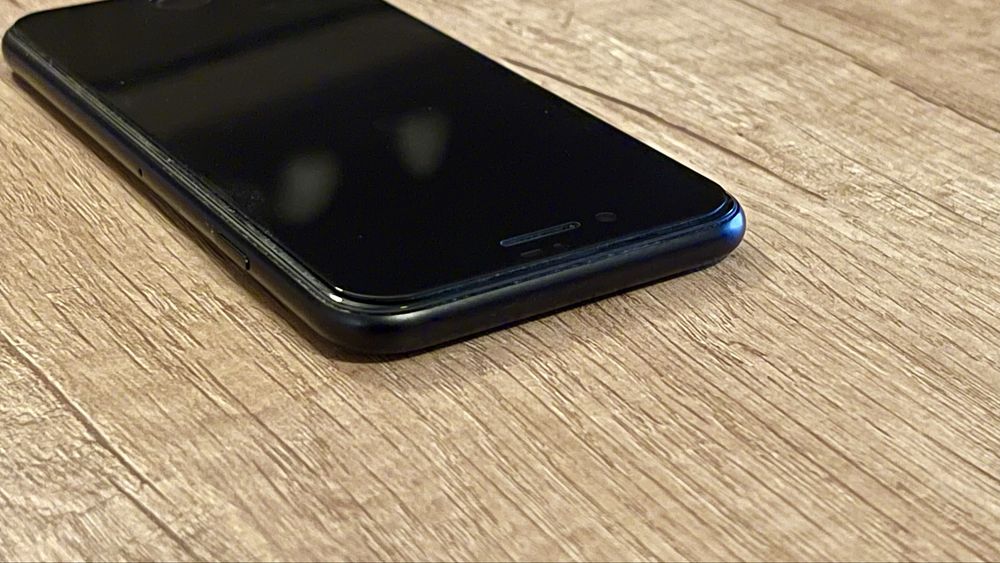 iPhone SE 2020 impecabil