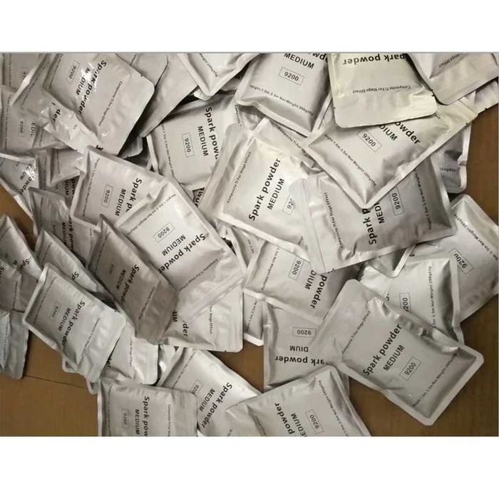 Pulbere titan si zirconiu (amestec)