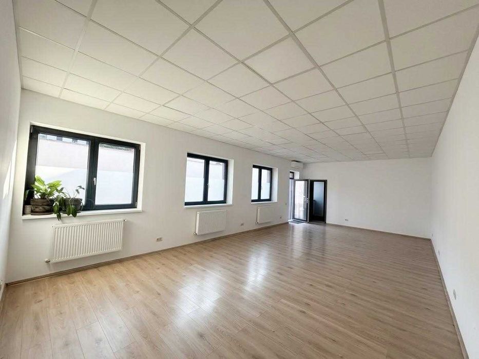 DIRECT PROPRIETAR | Spatiu de Birou 70 mp + Locuri de parcare | Zona Sinaia