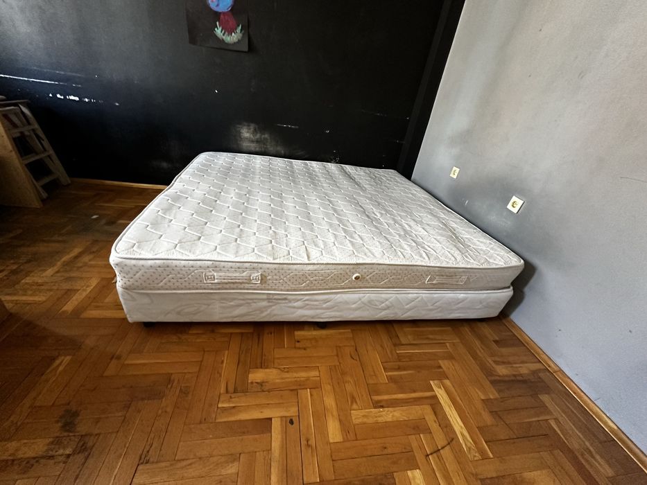 Легло,Рамки и матрак 180/200