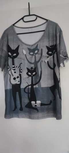 Футболка с кошачьим принтом