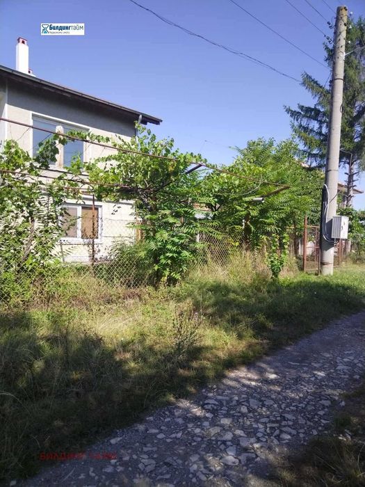 Продавам къща в с. Зайчино ореше