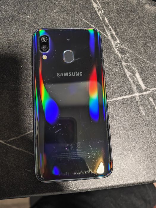 Samsung a40 64gb
