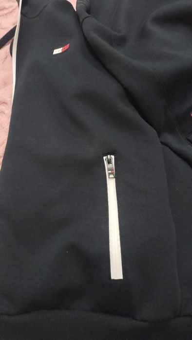 Костюм спортивный