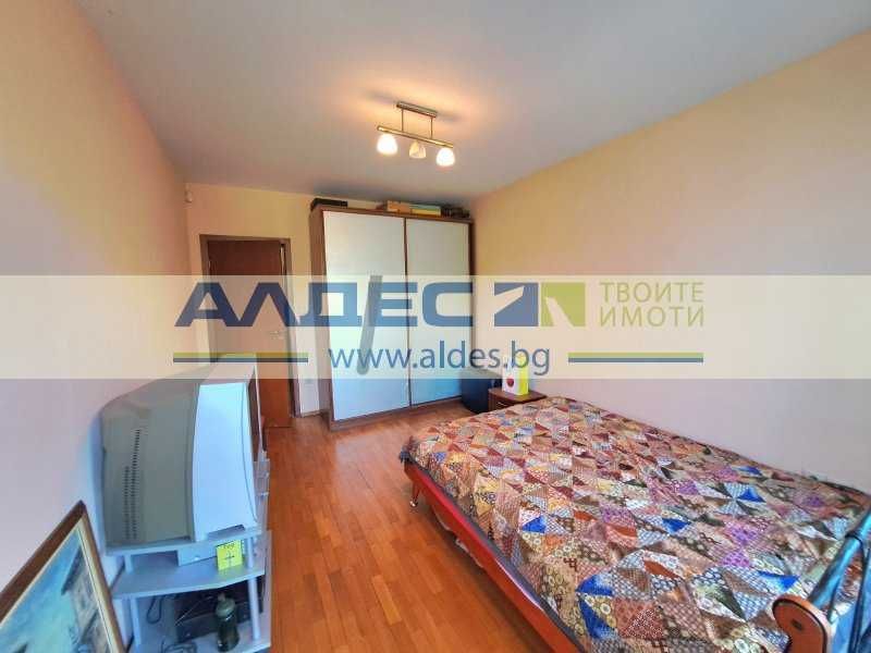Продава се Тристаен апартамент в София, Лозенец - 127 кв.м за 3008 €/кв.м - Снимка #10