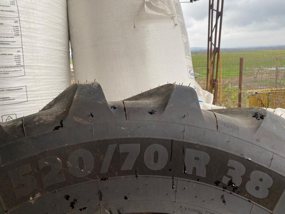 Vand cauciuc 520/70 R38 nou Michelin Omnibib