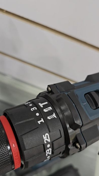 Shurpovyort bezshotka yangi. Шурповёрт бесщеточный новый