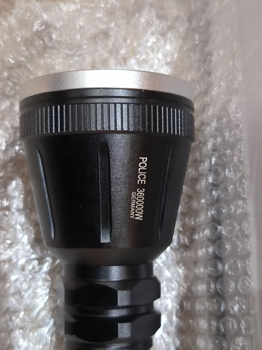 Голям ловен ЛЕД фенер фенерче