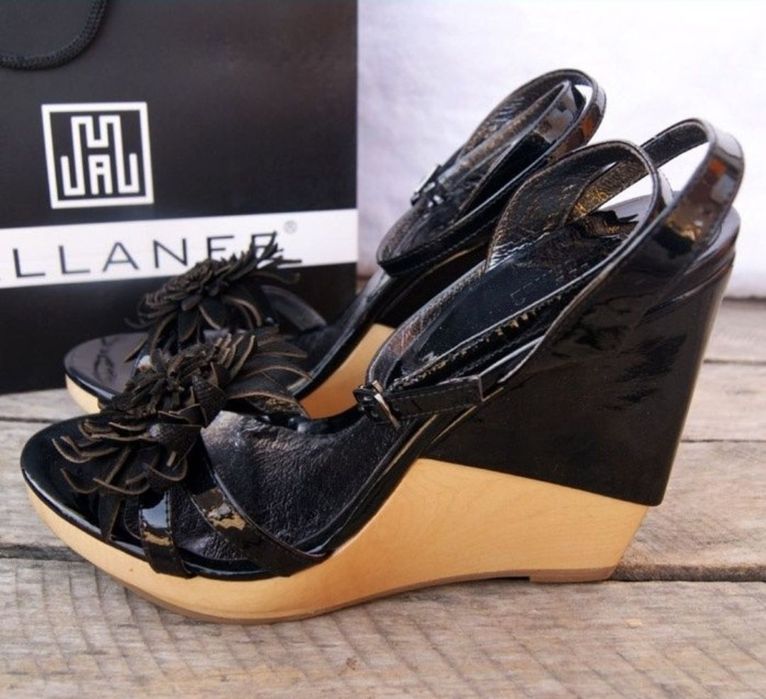 Босоножки модели (40 р-р)