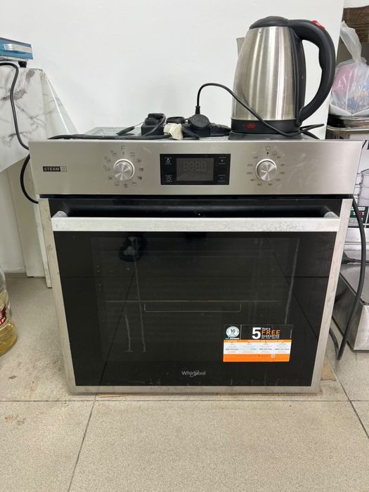 Печка Whirlpool 71л