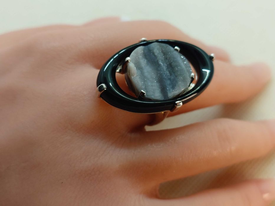 Inel statement din argint cu onix și jasp „stardust” – mărime 55