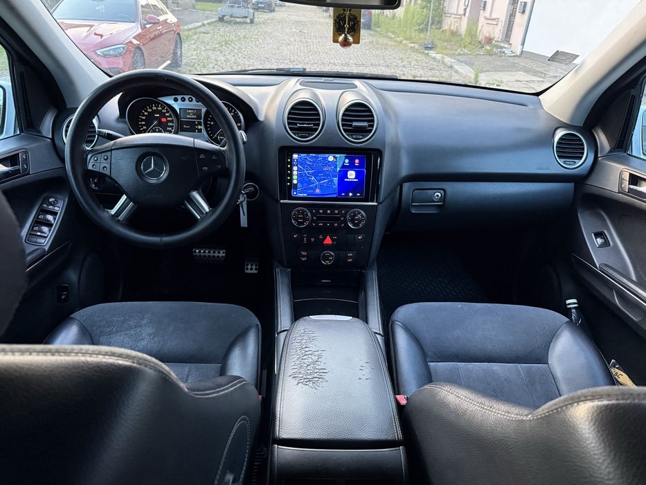 Ansamblu Mercedes Benz ML 320cdi + Platforma Boro 2,7 t