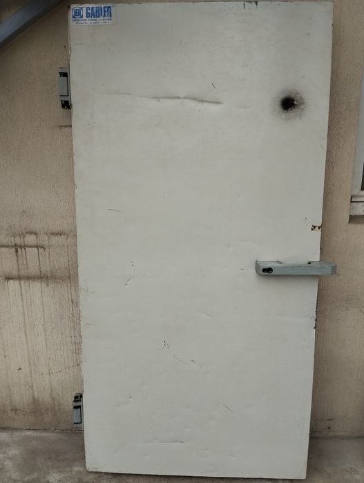 Agregate pentru cameră frigorifică și tăvi de copt