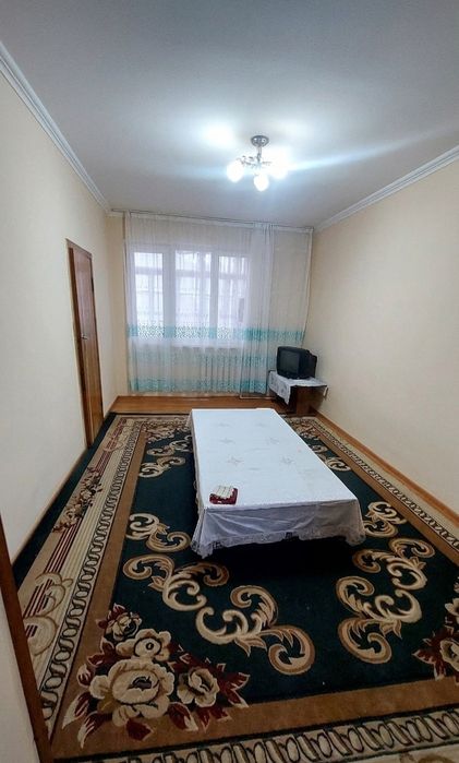Qizlaga kvartira bor selhoz sampi yonida