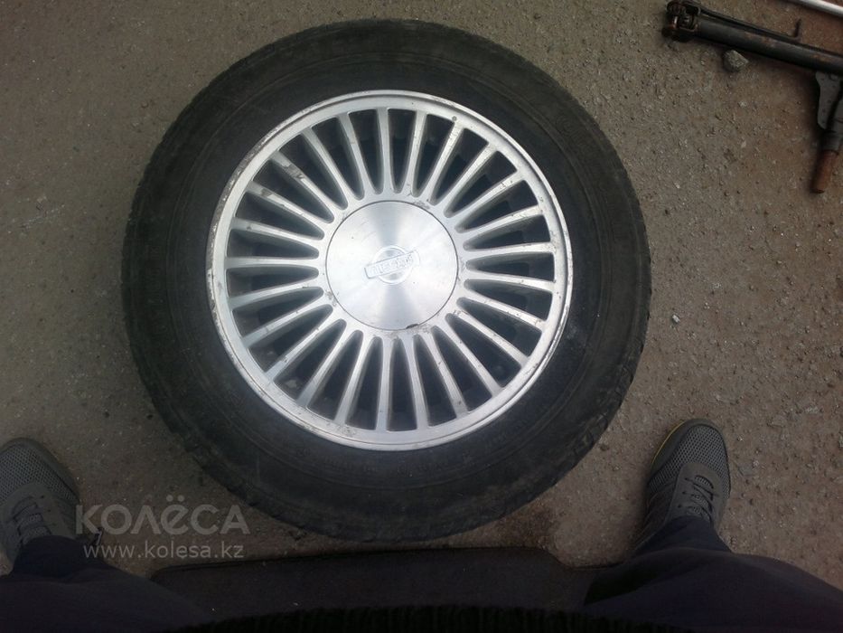 Продам оригинальный колесный диск Nissan