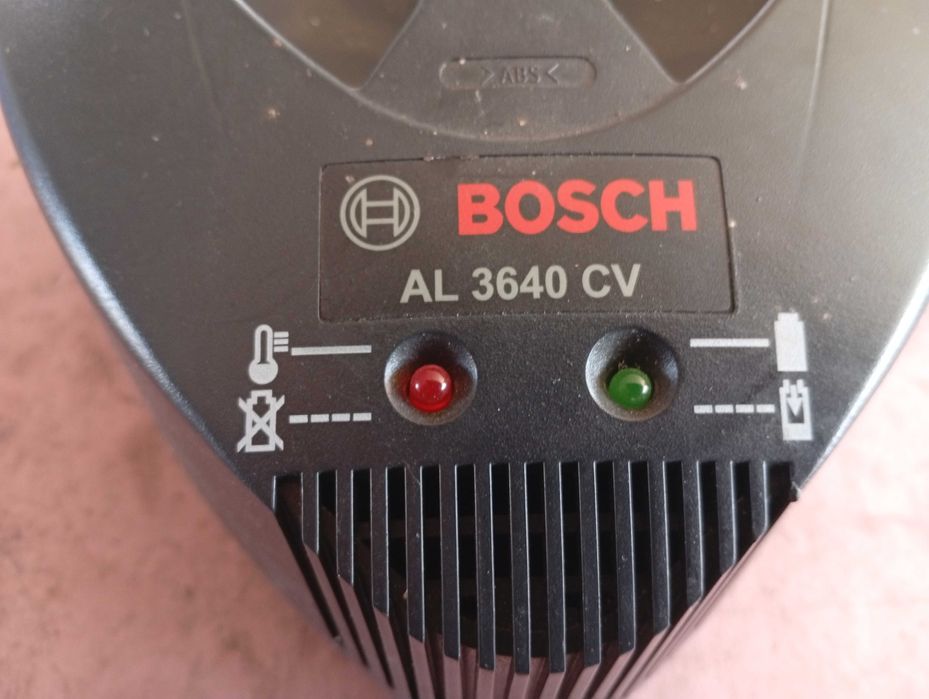 incarcator bosch 36v