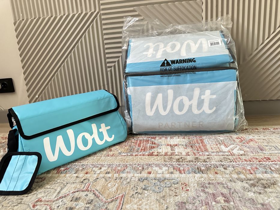 Продам две новые термосумки Wolt