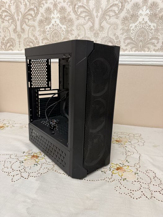 Продам корпус для компьютера wintek