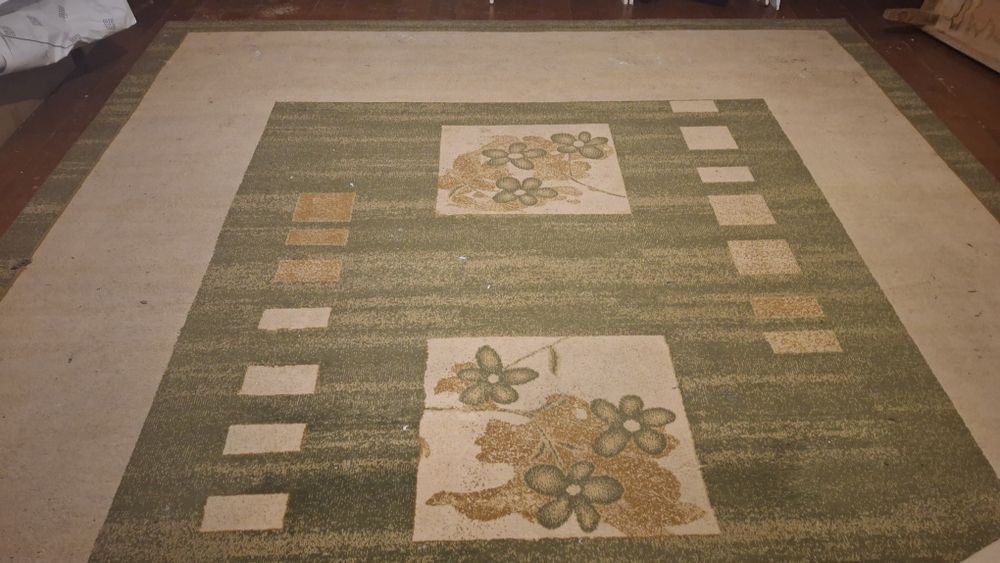 Продам ковры б/у