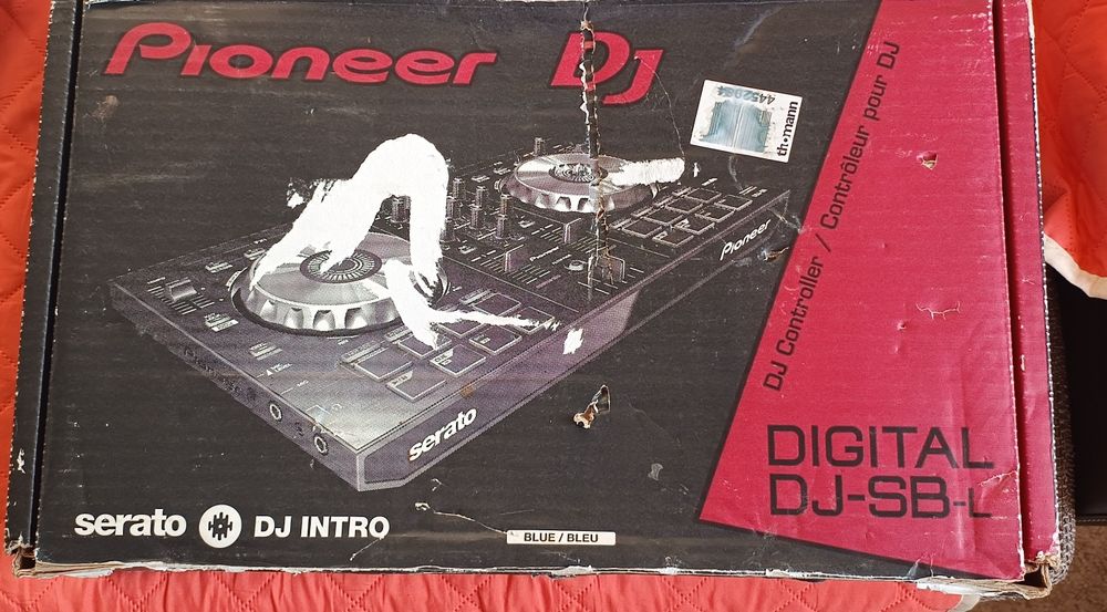Consola DJ Pioneer noua In cutie, acte