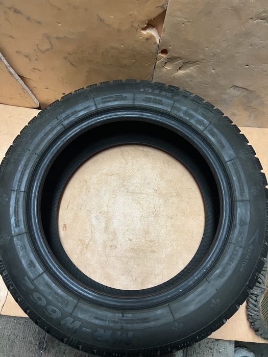 Зимние шины 205/55/16