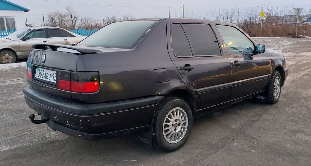 Продам  Volkswagen Vento
