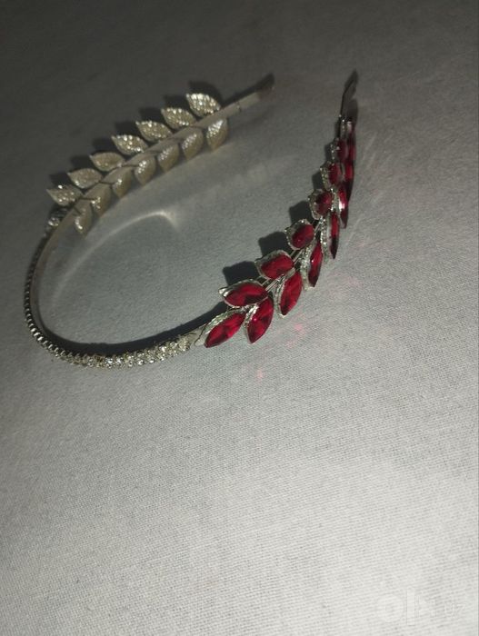 Diadema.Kelin va qizlar uchun chiroyli va nafis diademalar.100% YAN