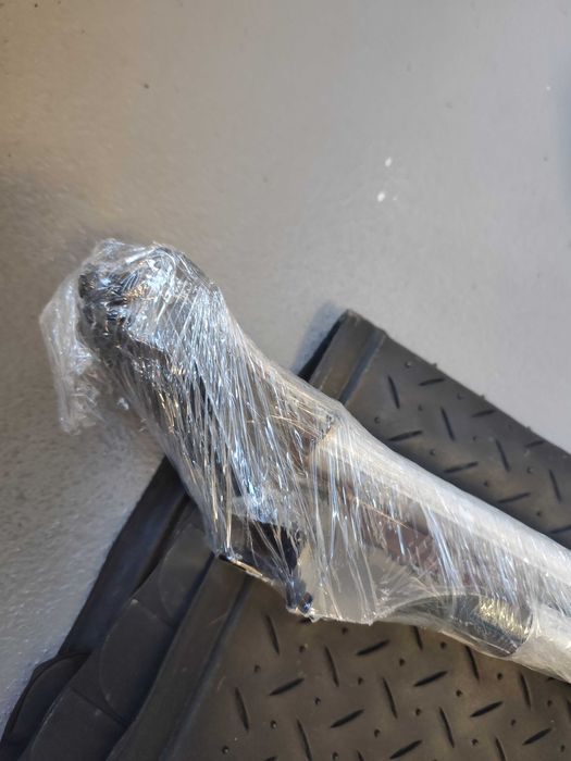 Напречни греди багажник Yakima Railbar S55Y за Audi A6 Allroad 2006