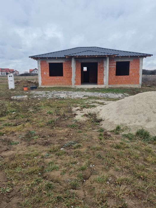 Teren  intravilan  cu puz aprobat locuri de case