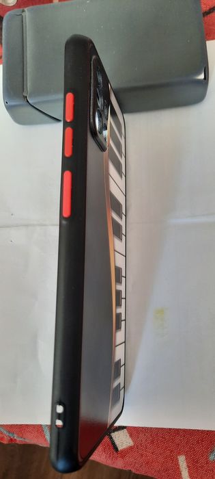 Нов кеис за samsung a51