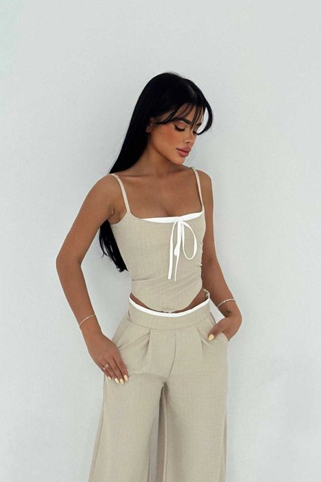 Костюм от две части